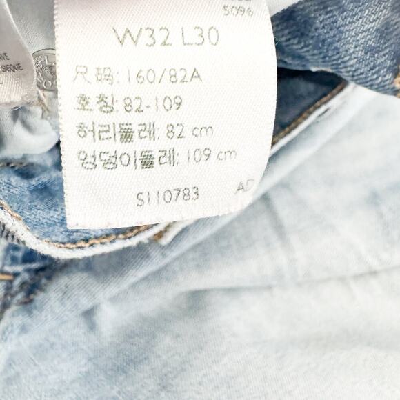 Levi's Men's Baggy Dad Light Wash Paint Splattered Denim Jeans Zip Fly Size 32 - Picture 6 of 8